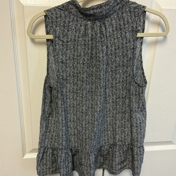 Joie silk black tan white ruffle tie neck sleeveless work business top office M - Picture 8 of 8